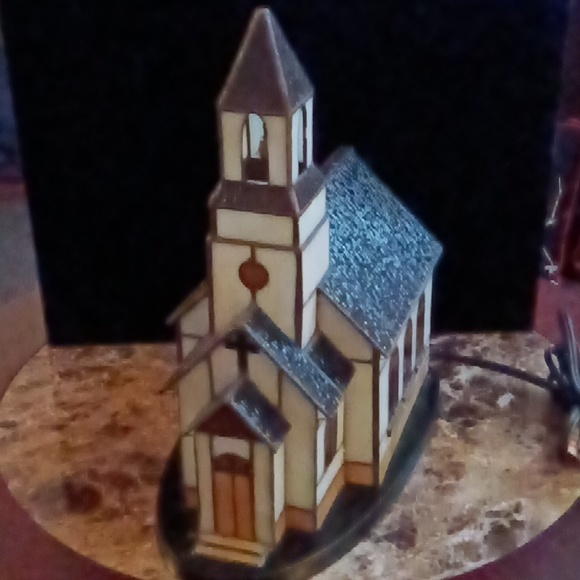 Vintage Tiffany Style Stained Glass Light Up Church - Picture 1 of 14